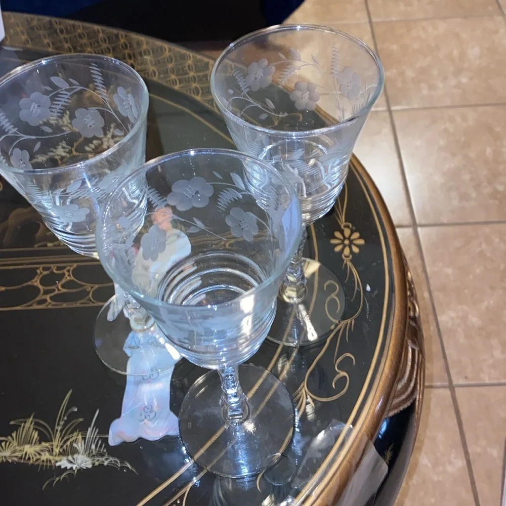 1950’s Libbey Rock Sharpe Etched Crystal Wine/Water Glass Set of 3